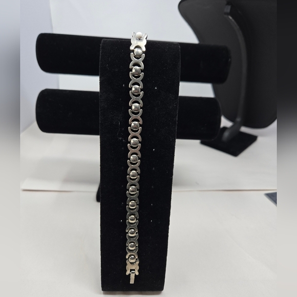 Vintage Mexican Taxco Sterling Silver Large Link  Loyalty Patience Bracelet - Picture 1 of 10